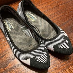 Super comfortable dress shoes (like teiks)